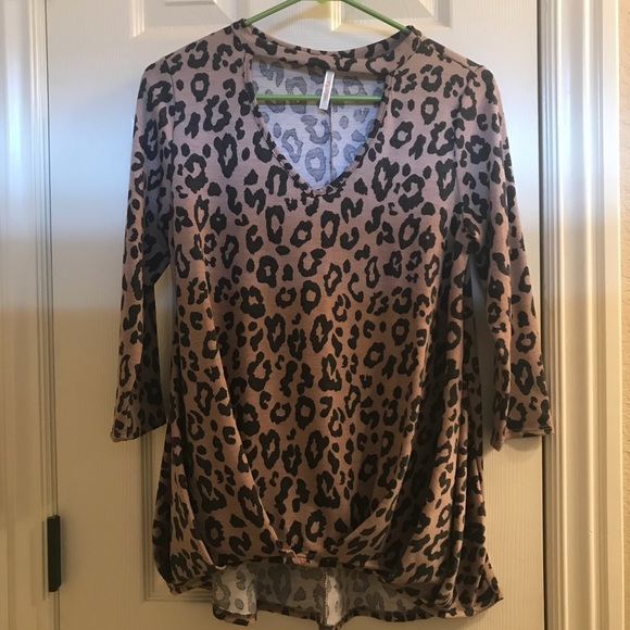 Leopard Top - Picture 1 of 3